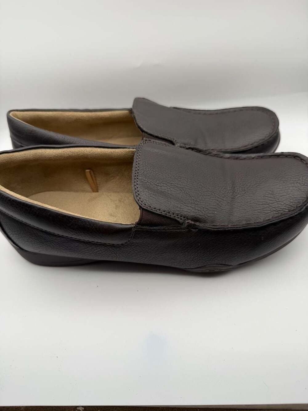 The Children’s Place Boys Slip On Dress Shoes Size 4 Black Faux Leather Loafers